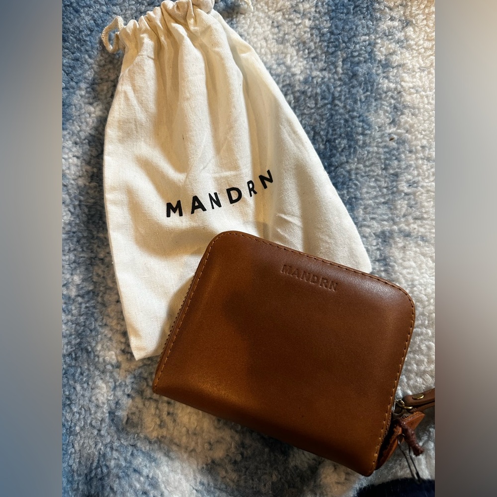 MANDRN Quin Tan Leather Wallet